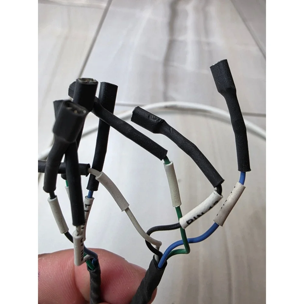 Multi-Pin Electronic Wiring Harness with 6-Pin Molex and 2-Pin Connectors F2